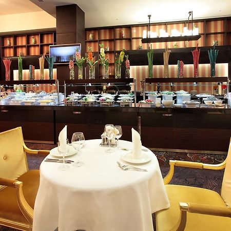 Royal Plaza Hotel And Casino カプチャゲイ エクステリア 写真