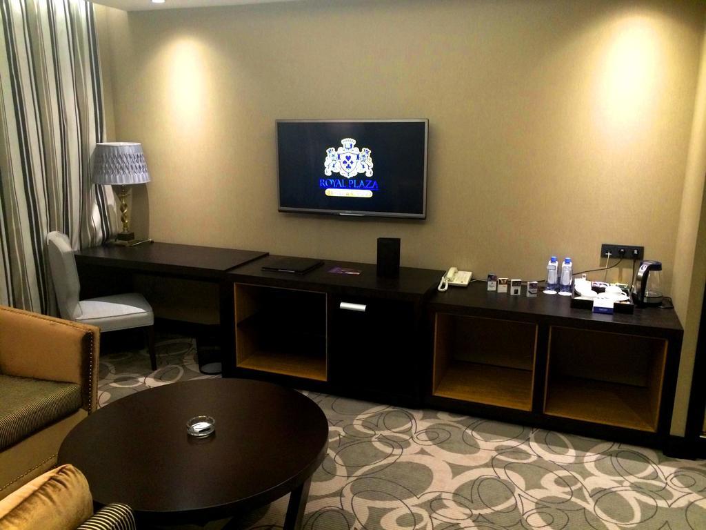 Royal Plaza Hotel And Casino カプチャゲイ 部屋 写真