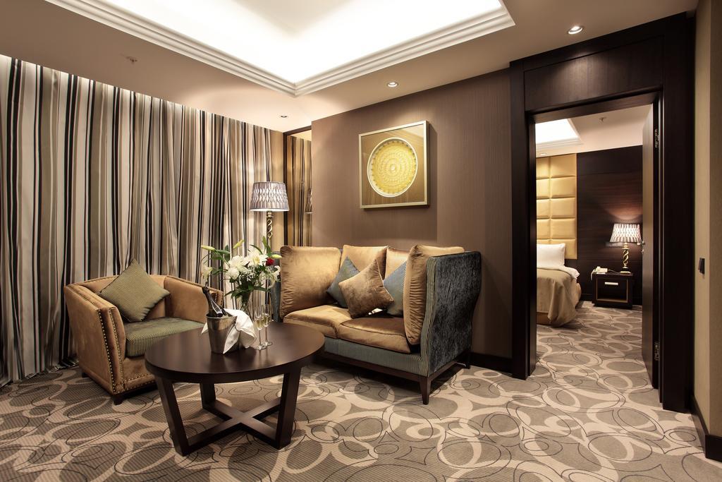 Royal Plaza Hotel And Casino カプチャゲイ 部屋 写真