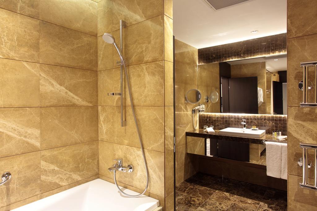 Royal Plaza Hotel And Casino カプチャゲイ 部屋 写真